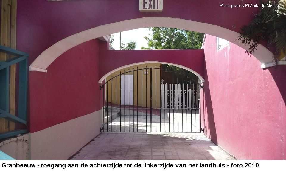 23. Granbeeuw toegang achterzijde tot linkerzijde 2010